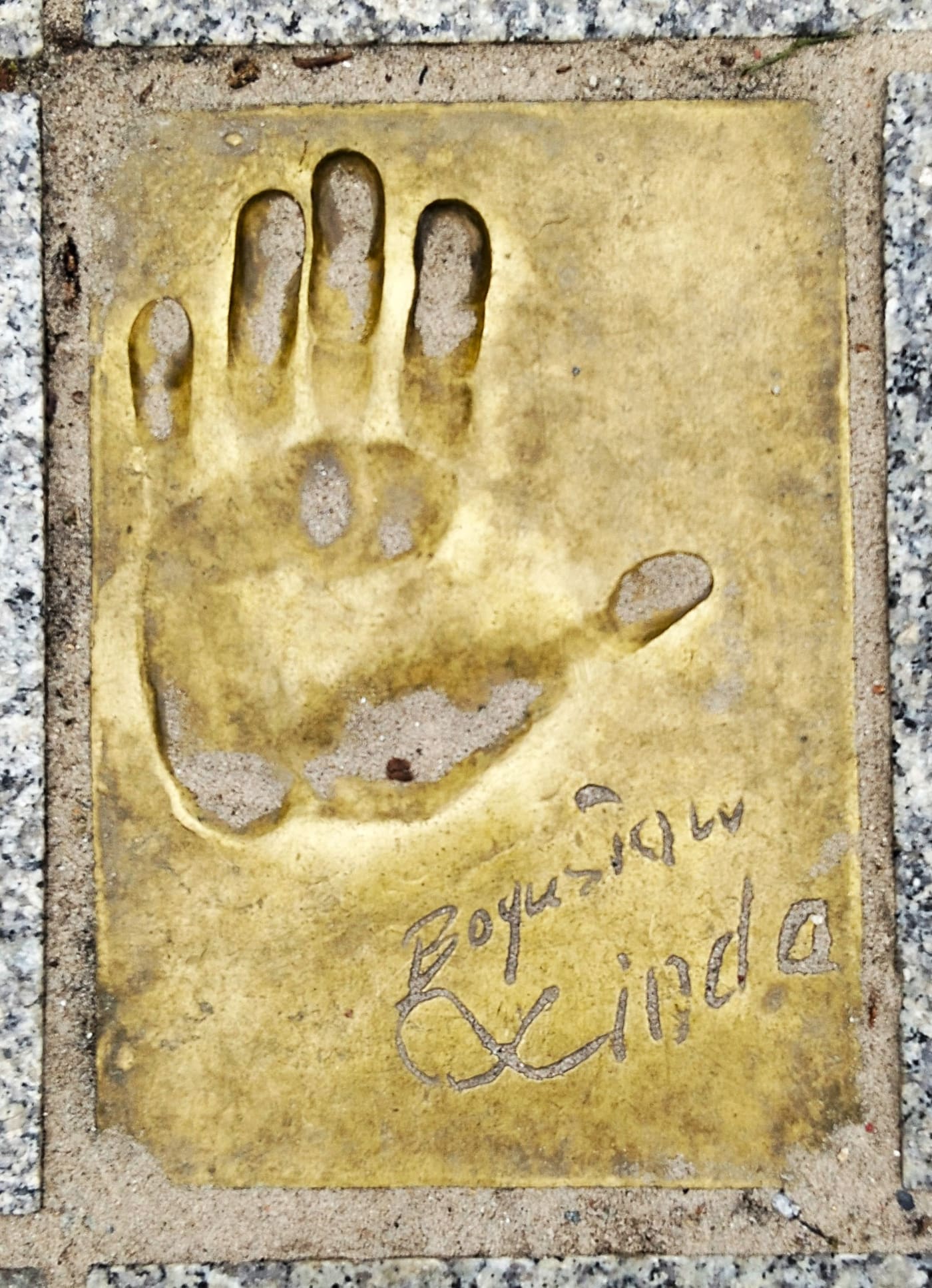 Odcisk dłoni Bogusława Lindy